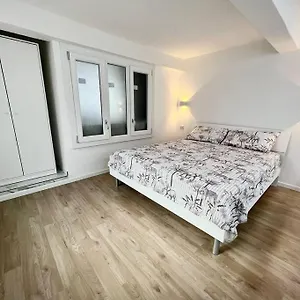 Cozy Dergano M3 , Milano Italia